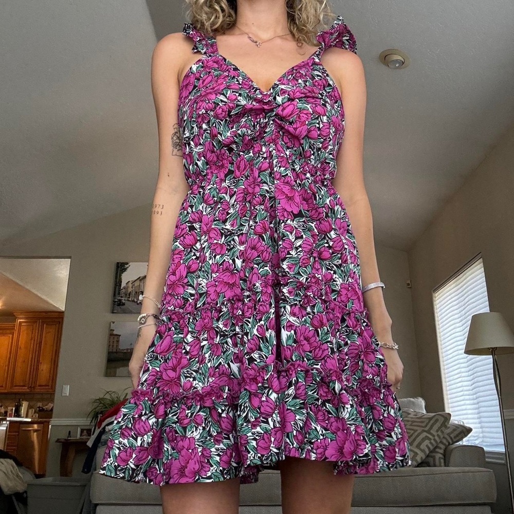 Shein Floral Sleeveless Dress with Ruffle Hem size medium